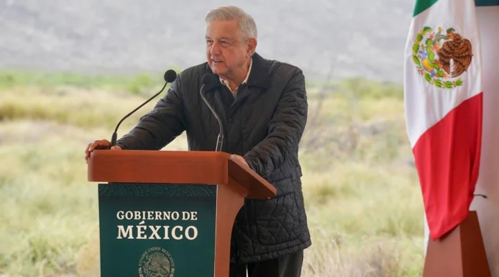 AMLO advierte a empresas: pondrá un alto al abuso con el agua