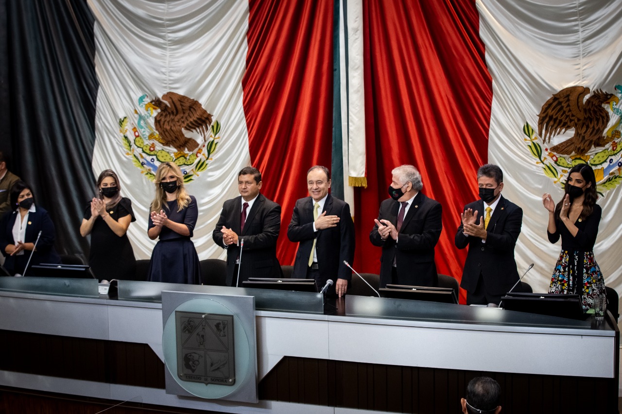 Nueva era de cambios: Alfonso Durazo toma protesta como gobernador de Sonora