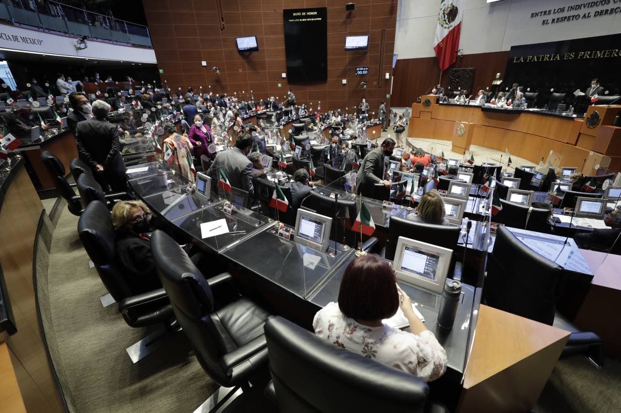 Tras 8 horas de receso: aprueban Ley Federal de Revocación de Mandato en el Senado