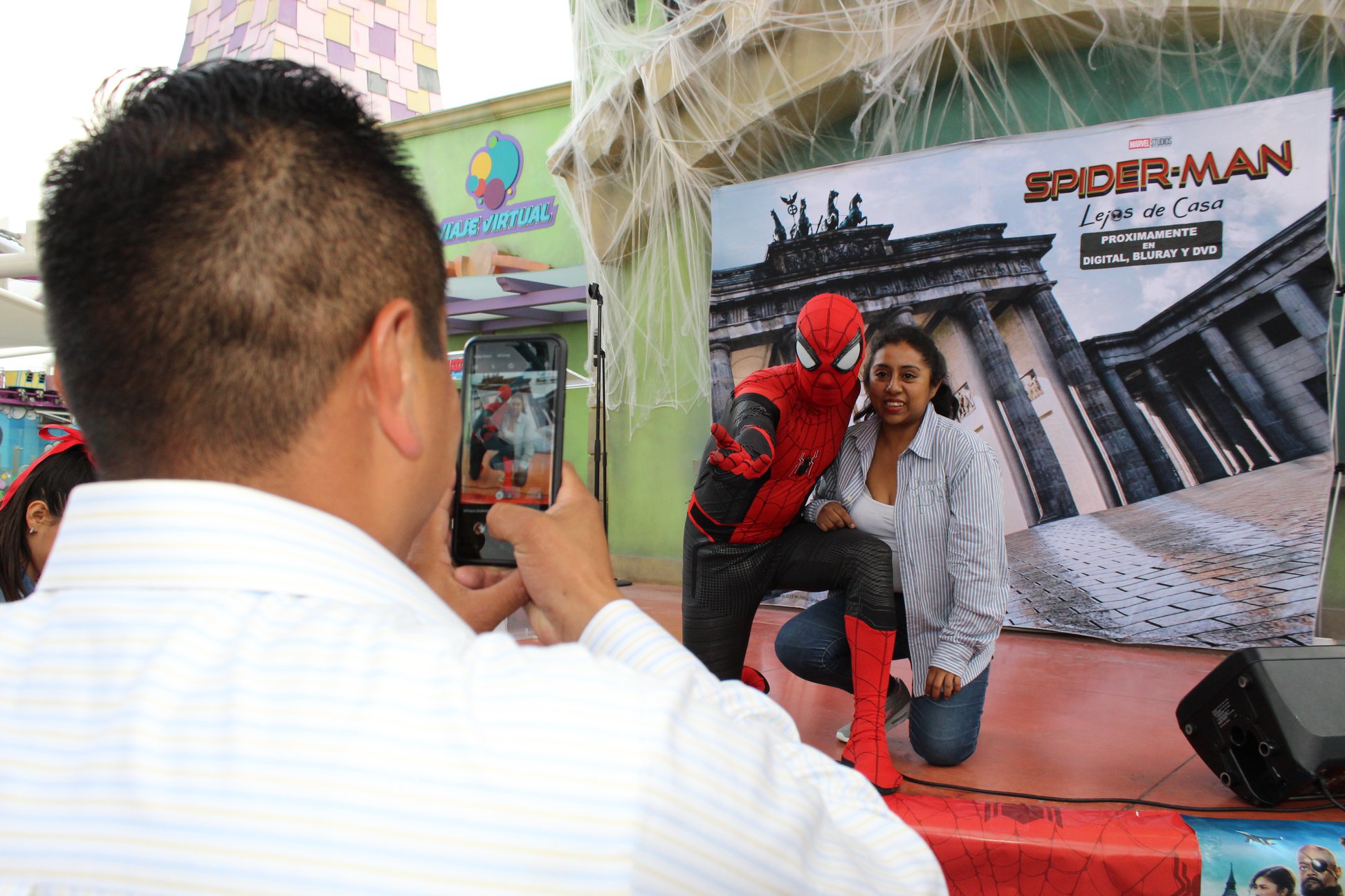 Reportan fallas en apps de cine por preventa de boletos para Spider-Man