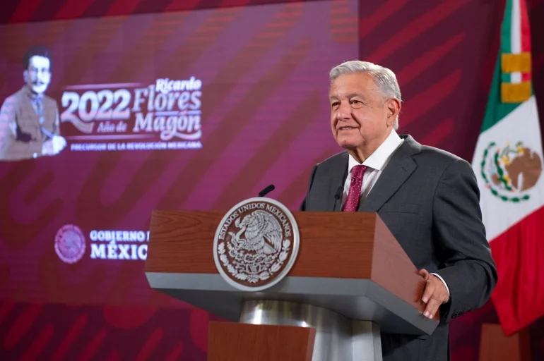 AMLO 'destapa' a Rosa Icela, Clara Brugada, Noroña, Batres para CDMX en 2024