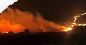 Incendio forestal en California provoca la evacuación de más de 3 Mil personas
