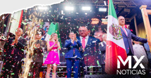 Alejandro Armenta asiste al primer Grito de Independencia en Times Square