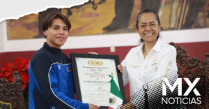 Alcaldesa de Atlixco entrega Premio Municipal del Deporte al destacado taekwondista, Elios Berra