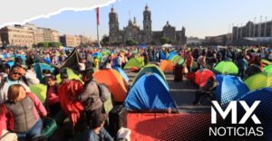 CNTE finaliza bloqueos, pero mantiene plantón en el Zócalo