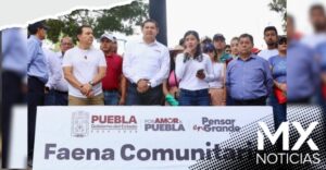 Armenta atiende necesidades viales con faena y bacheo