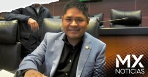 Erasmo Catarino rinde protesta como senador