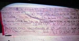 Narcomanta encontrada con cuerpos en Culiacán estaría dirigida a El Chapito