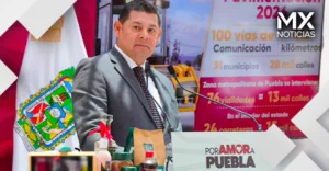 Gobierno Estatal encabeza transformación histórica de caminos y vialidades con maquinaria propia