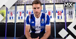 Santiago Giménez al fin llega como refuerzo del Porto