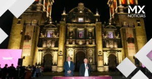 Inauguran Pepe Chedraui y Arquidiócesis de Puebla nueva iluminación de la Catedral
