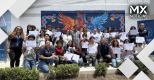 Plasman estudiantes de la BUAP su talento y creatividad en mural de la Preparatoria de Tepeaca