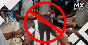 SEP acuerda restringir uso de celulares en escuelas; Prohibidos en primaria y secundaria