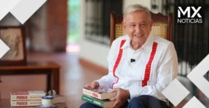 VIDEO | AMLO reaparece en redes y presenta su nuevo libro