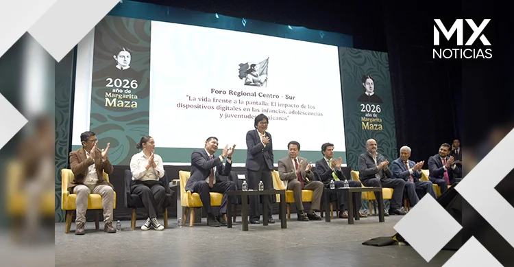 Analizan impacto de dispositivos digitales en niños y jóvenes en el Foro Regional Centro-Sur