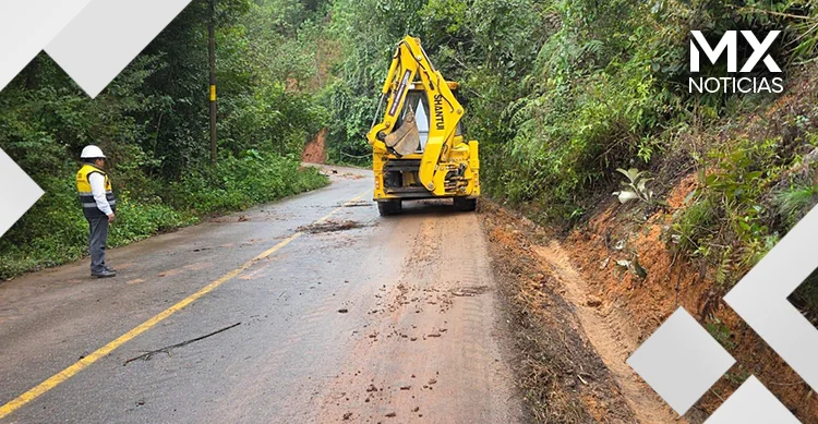 Gobierno del Estado atiende y libera oportunamente tramos carreteros afectados por las lluvias