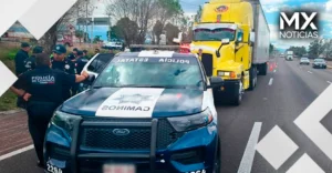 Recuperan tractocamión robado en Coronango tras persecución; hay dos detenidos